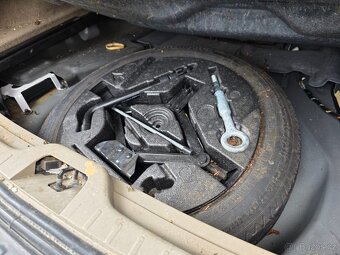 Volvo XC60 2,0 D4 140kw - Náhradní díly - 4