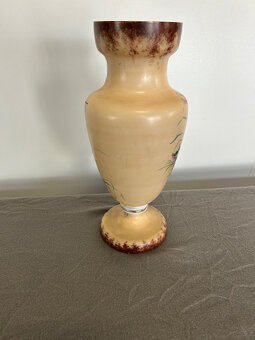 Skleněná secesní malovaná váza. - 4