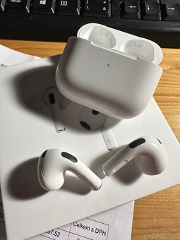 AirPods 3. generace s originální krabičkou - 4