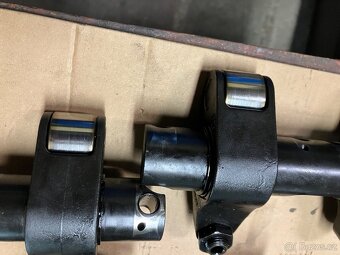 Vstřiky BOSCH 038 130 073 F - 4