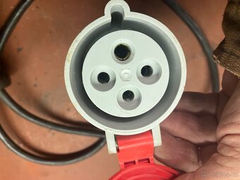 Prodlužovací přechodový kabel - 380V - 25A - 32A - 4