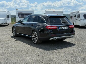 Mercedes-Benz Třídy E, 220 d 4MATIC AllTerrain - 4