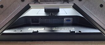 LCD monitor Dell 19" - 4