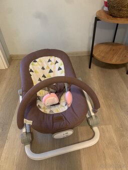 Dětské lehátko / houpátko - 4