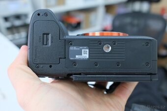 Nový SONY Alpha A7 V, ILCE-7M5 - 4