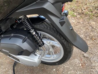 Honda SH 125 Top - 4