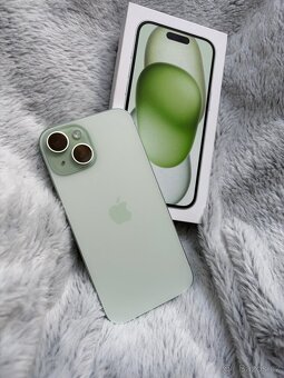 iPhone 15, 256GB, Green - 4