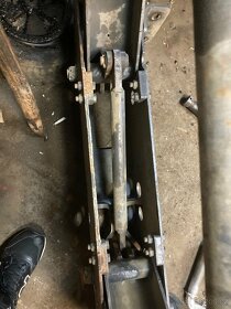 Část nárazníku MB Arocs - 4