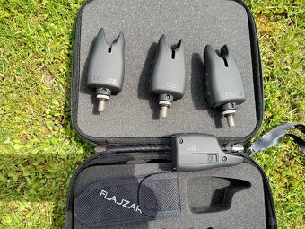 Flajzar q9 RGB - 4