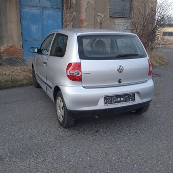 Volkswagen Fox 1.2i 47kw r.v.04/2006 dovoz SRN. - 4