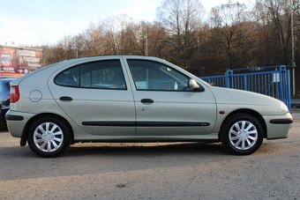 Renault Mégane 1,4 16V ČR,EKO ZAPLACENO,2001 - 4