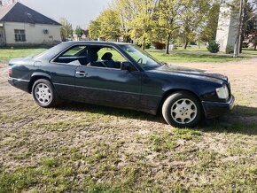 Mercedes-Benz E220 w124 coupé - 4