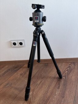 Benro karbonový tripod se stavivovou hlavou KB3 - 4