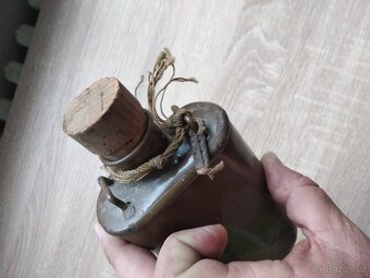 CSR-vojenska hneda polni lahev znacena vyrobcem a rokem 1926 - 4