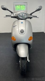 Piaggio Vepsa ET4 125 - 4