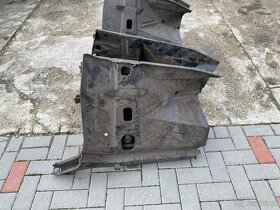 Lada Vaz Žiguli ,2103,2106, přední vnitřní podběhy originál - 4