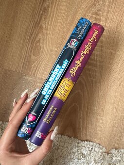 Knihy pro holky Monster High a Ever After High. - 4