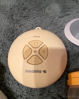 Odsávačka na mléko Medela - 4