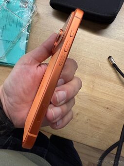 Apple iPhone 17 pro - 4