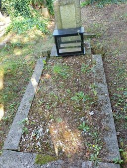 Přenechám hrobové místo - 4