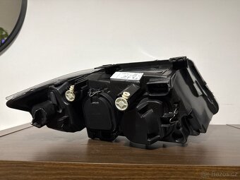 BMW E90 | PRE-LCI | Halogen světlomety H7/H7 - 4