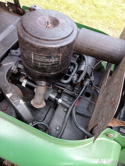 Prodám-traktor JOHN DEERE 400 Hydro - 4