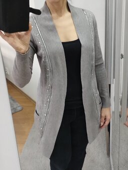 Šedý cardigan s kamínky a zipy, vel. S-M - 4