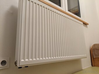 Deskový radiátor KORADO RADIK VKL 21/600/1200 - 4