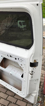 9811897980 Dveře zadní posuvné prosklené originál PSA Toyota - 4