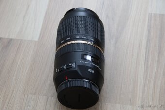 Objektiv TAMRON 70 - 300mm pro Canon - 4