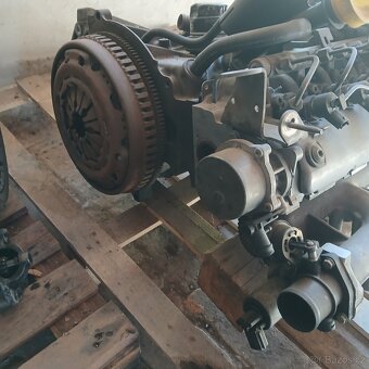 Motor 1.9 dci f9q renault - 4