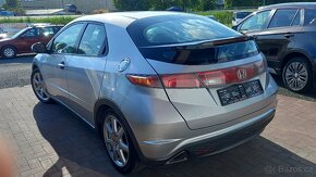 Honda Civic 1.8 vti 2008 UFo - 4