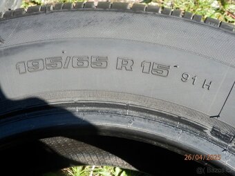 4xLetní gumy 2xPNEU VRANIK 2x NANKANG 195/65 R15 - 4