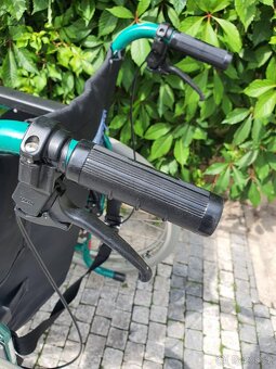 invalidní vozík Otto Bock, brzdy pro doprovod - 4