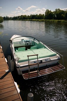 motorový člun Aquaviva Nouvo 6 osob, 4,2L V6 OMC - 4