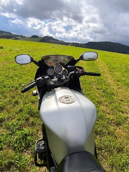 Yamaha Fzs 600 - 4