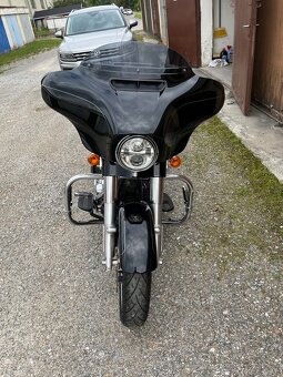 Street glide - 4