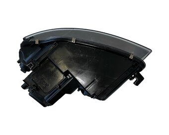 Pravý přední halogen 8P0941004K Audi A3 8P r.v. 2006 - 4