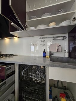 Kuchyně GORENJE s kamennou deskou - 4