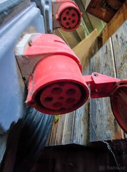 Stavební rozvaděč. - 4