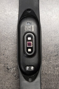 Fitness náramek Mi Band4 - 4