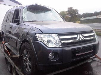 Mitsubishi Pajero 4 - náhradní díly - 4