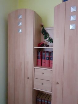 OBÝVACÍ STĚNA - 4