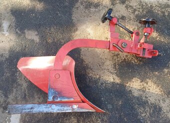 Levý pluh s nastavovacím tělesem Vari, Terra - 4