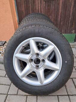 205/60 R15 na discích 4x108 - 4