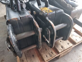 Předváděcí JCB original hydraulické kladivo - SLEVA 40% - 4