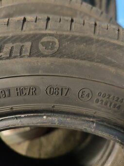 195/70R15C - 4