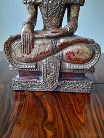 Drevena socha Buddha - 4
