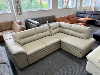 Sedací souprava + taburet -rozkládací -kůže -NEPOUŽITÁ - 4