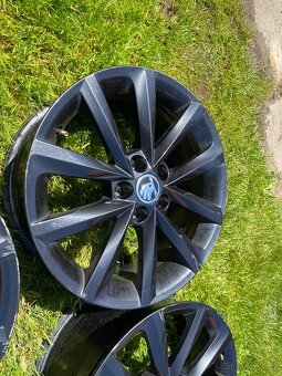 Prodám ALU disky Fabia / Rapid r16 - 4
